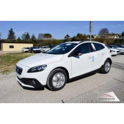 VOLVO V40 Cross Country CROSS COUNTRY KINETIC D2