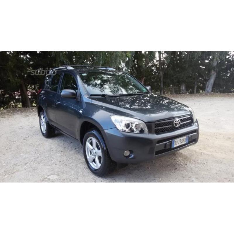 TOYOTA RAV4 4ª serie - 2007