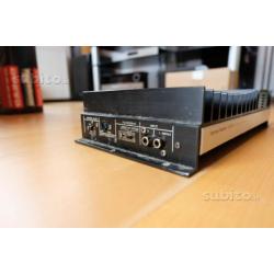 Amplificatore old school Harman Kardon ca240