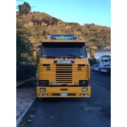 Trattore Scania soccorso stradale