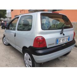 RENAULT Twingo 1.2 BEN 8 VALV DA VETRINA FULL 2001