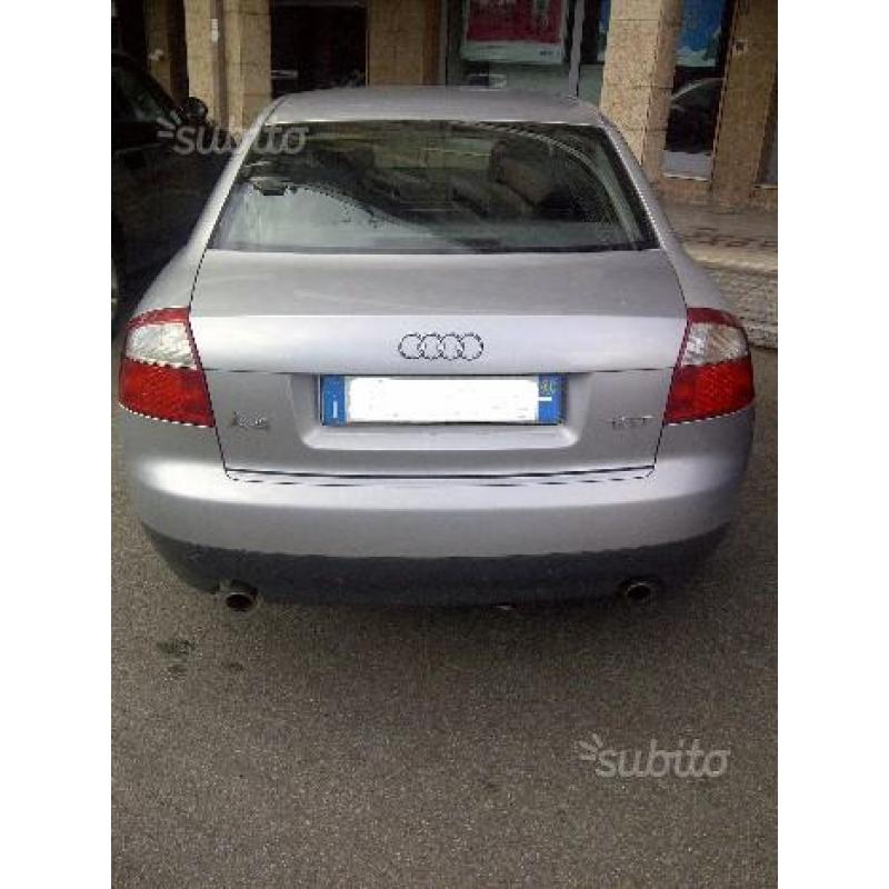 Audi a4 1.8 turbo 20 v top