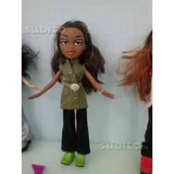 Set 4 Bratz complete di accessori