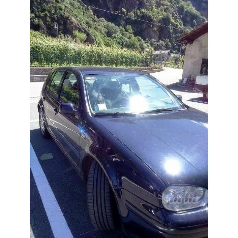 VOLKSWAGEN Golf 4ª serie - 1998