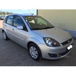 FORD Fiesta 1.4 TDCI 5 PORTE 2008