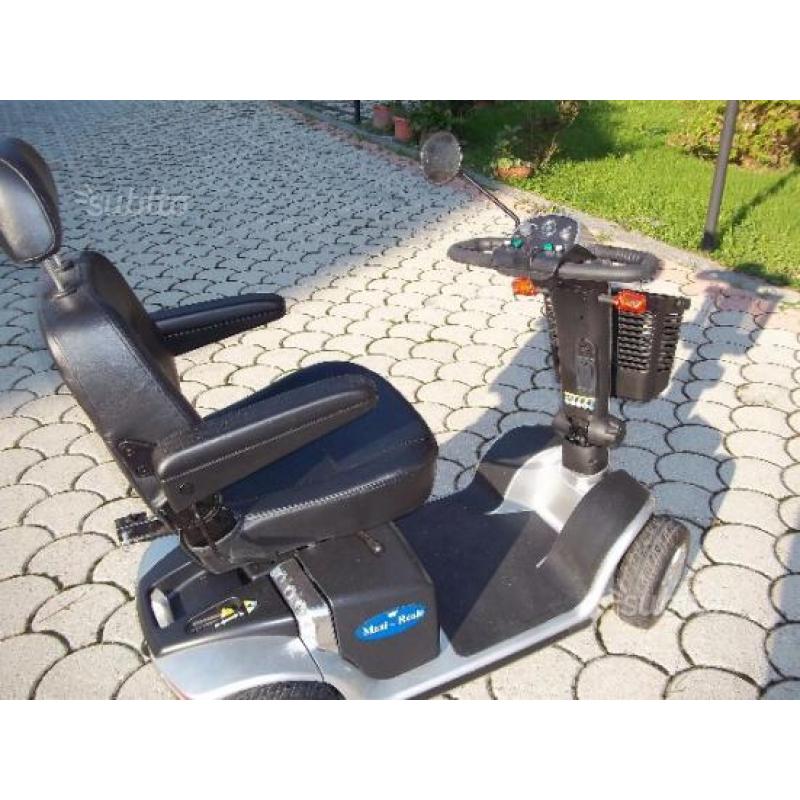 Scooter elettrico per invalidi