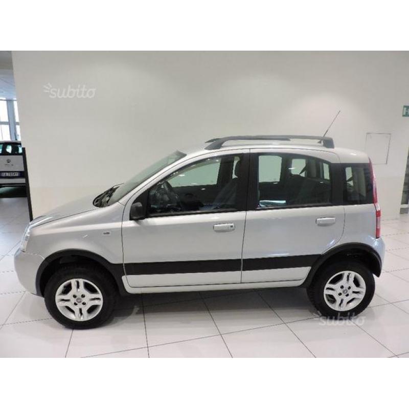 FIAT Panda 1.3 MJT 16V 4x4 Climbing