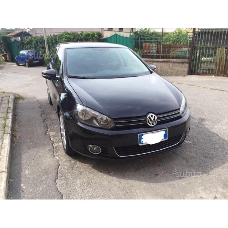 Volkswagen Golf VI Serie 1.6 TDI Highline 2011