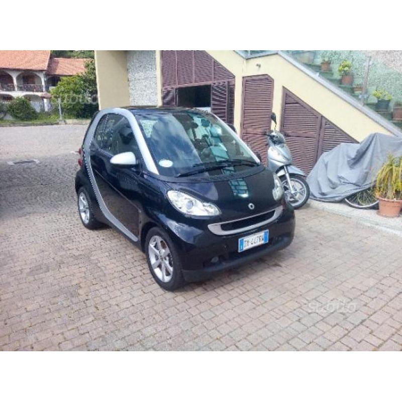 SMART fortwo 2ª serie - 2009 84cv turbo +pelle+nav