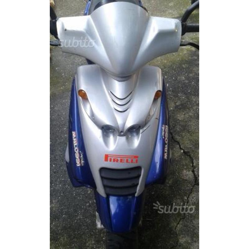 Scooter Beta Ark 80cc