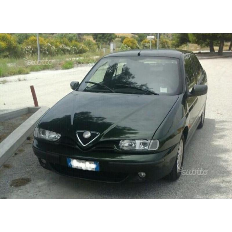 Alfa romeo 146 - 2000