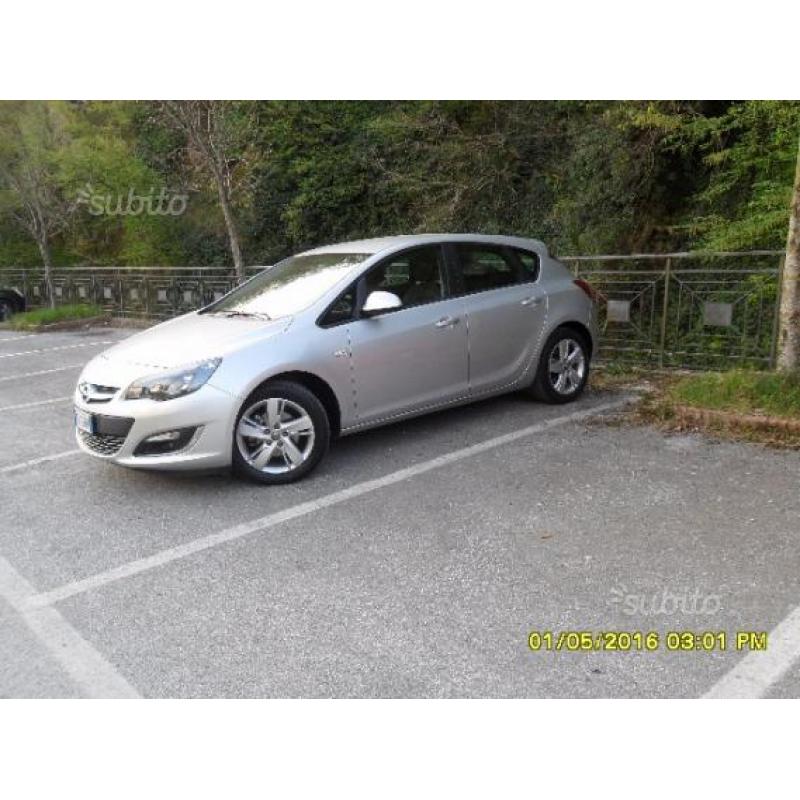 OPEL Astra 5ª serie - 2013