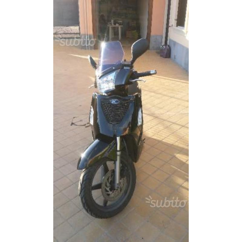 Anche scamb o permuta Kymco People 200i - 2009