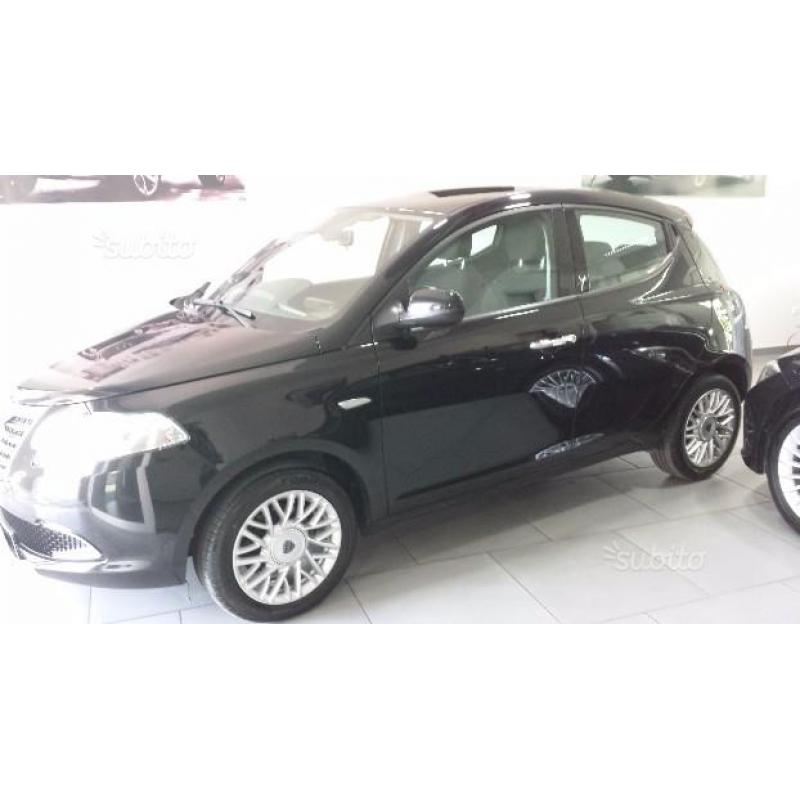 LANCIA Ypsilon 1.2 GPL NUOVO KM40000 NUOVA