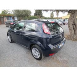 Fiat punto evo 1.4 b/gpl- 2010 - lb auto