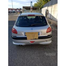 Peugeot 206 1.4 diesel 5 porte compresso passaggio