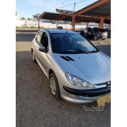 Peugeot 206 1.4 diesel 5 porte compresso passaggio