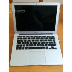 Macbook air 13 i7 8gb 128 gb ssd gpu hd 5000