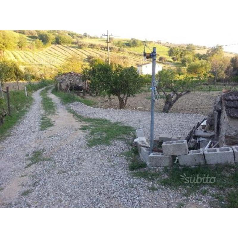 Terreno Agricolo con casa a 15 km da Cosenza