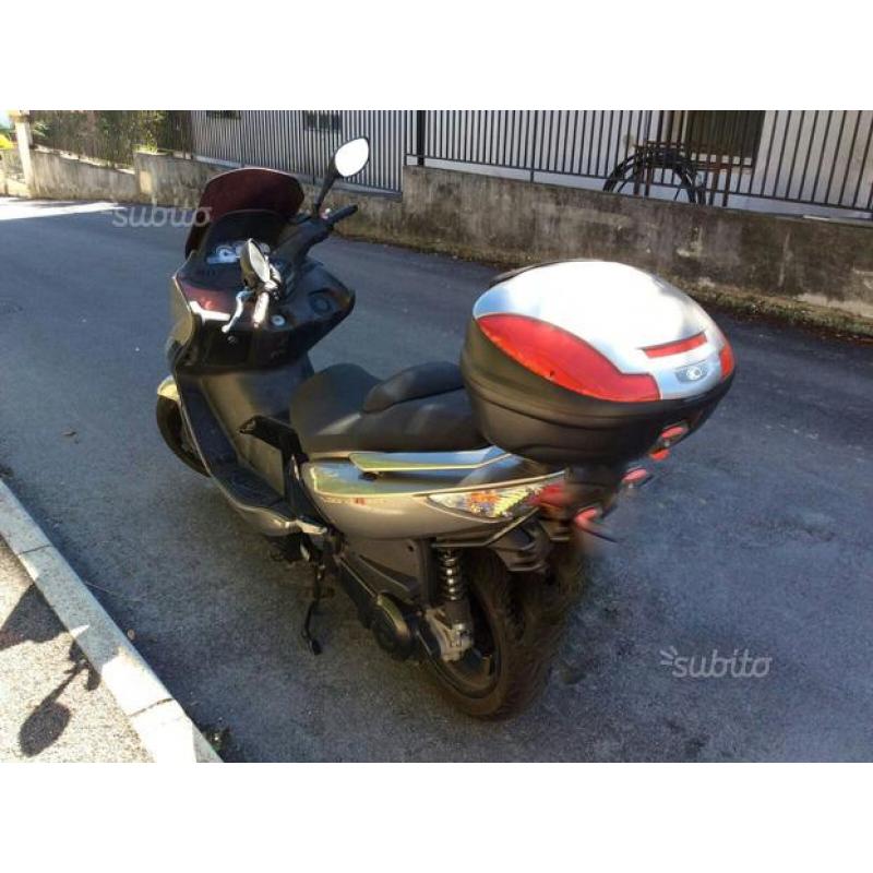 Kymco Xciting 300i R