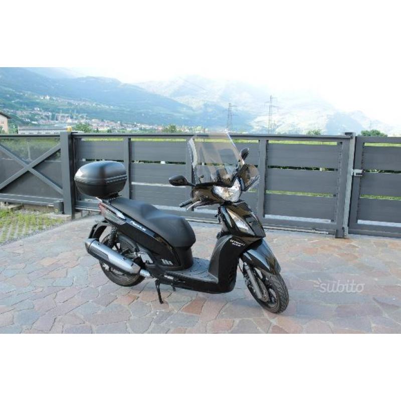 Kymco People GTI300 - 2011