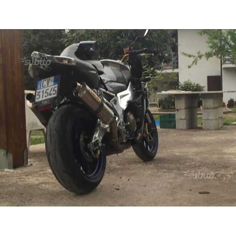 Aprilia tuono 1000 r