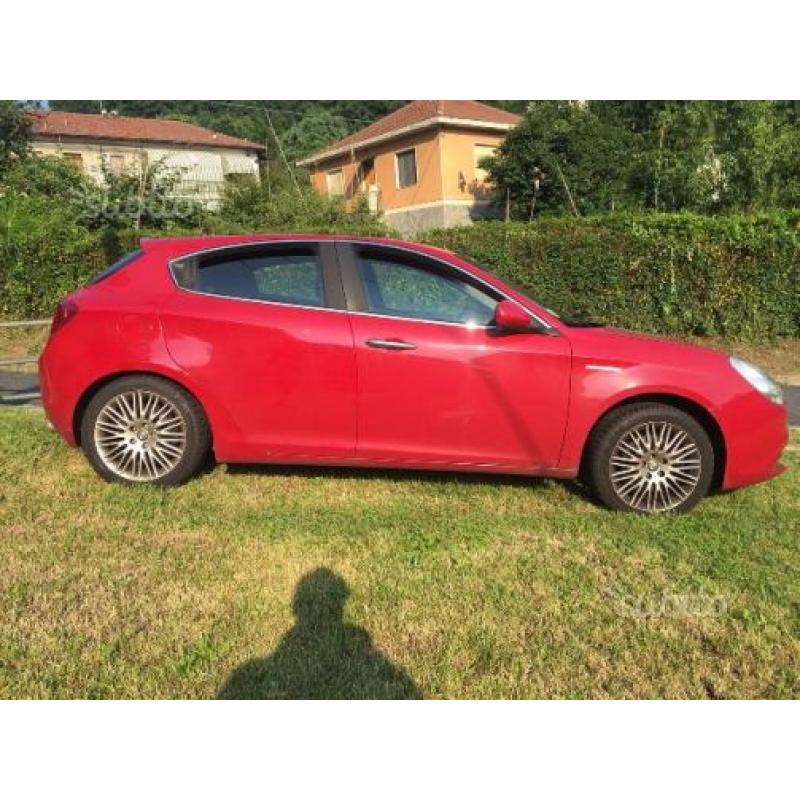 ALFA ROMEO Giulietta 2.0 170cv Distincitive