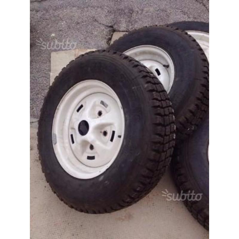 Gomme e cerchi defender