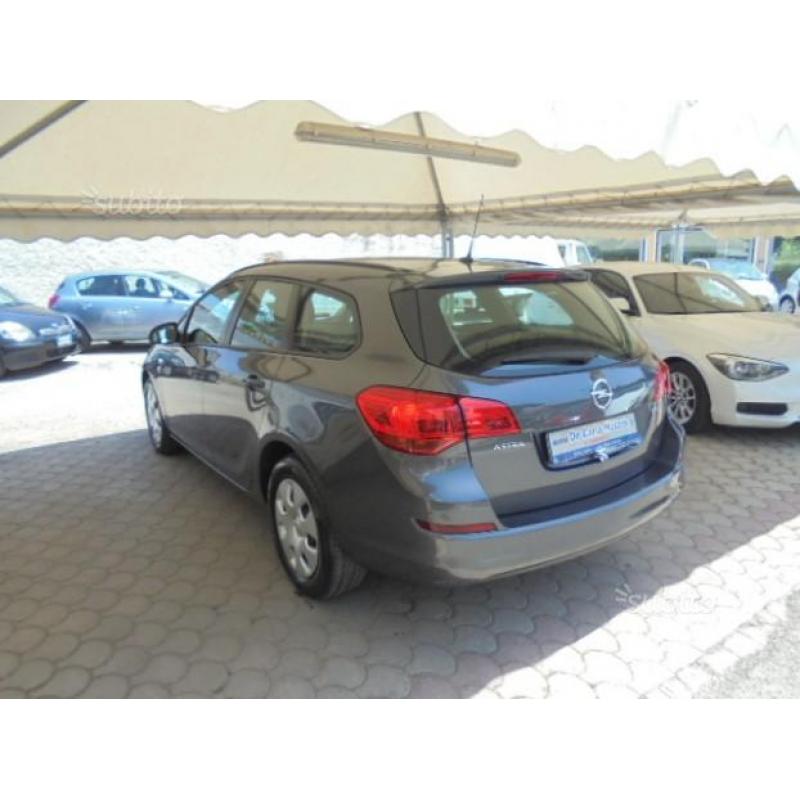 OPEL Astra 1.7CDTI 125CV 6 MARCE 2011