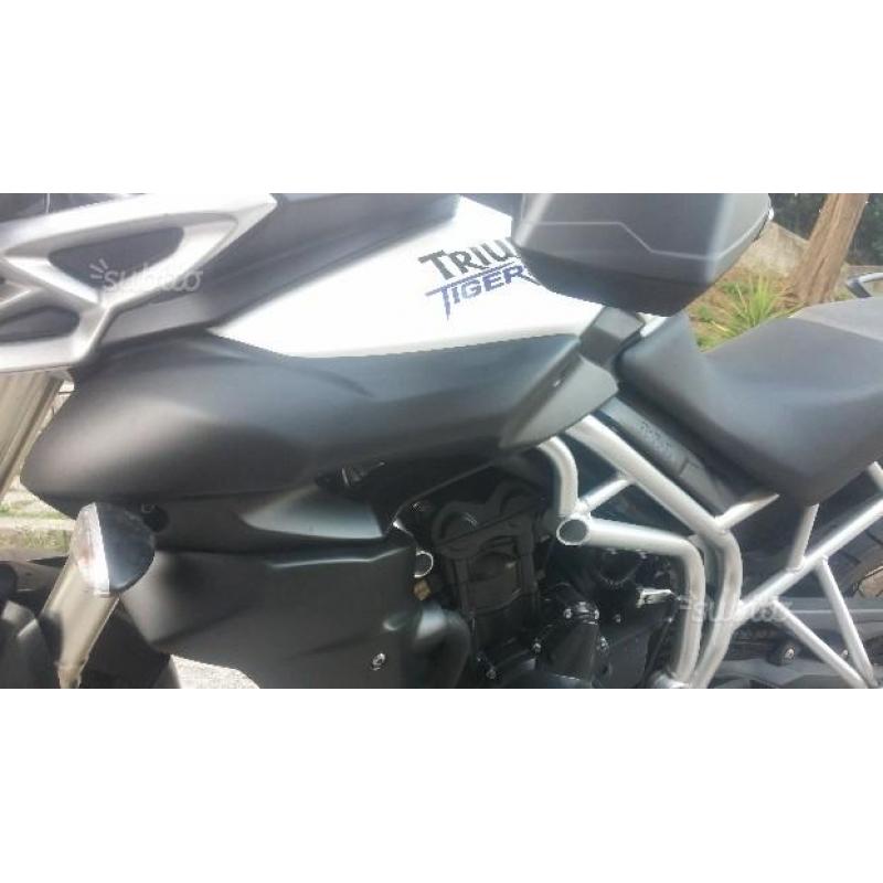 Triumph Tiger 800 xc - 2011