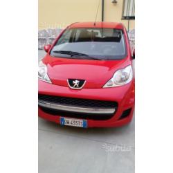 Peugeot 107 Sweet year