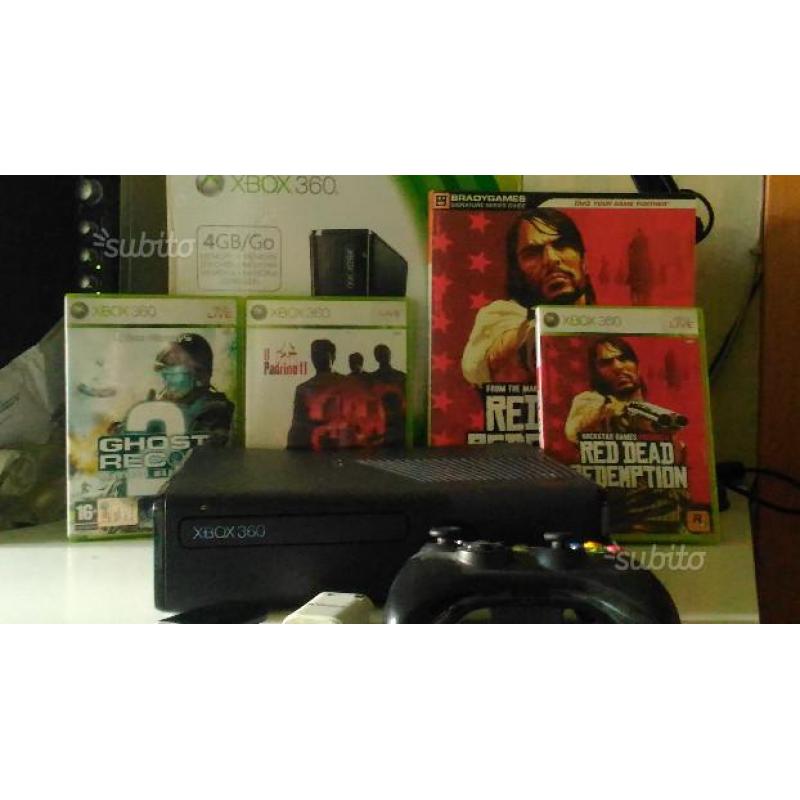 XBox 360 4Gb, 3 giochi, joypad, batt.di riserva