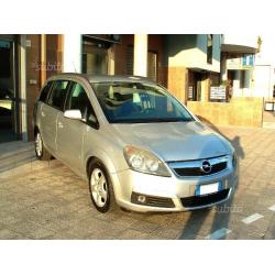 OPEL Zafira 1.9 CDTI 120CV 7 POSTI 6 MARCE - 2006