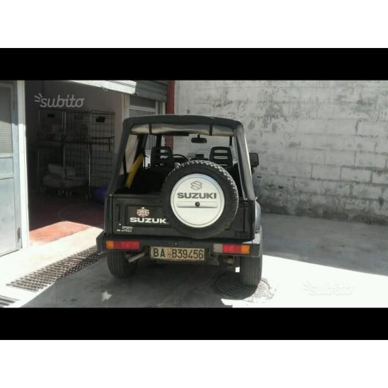 Suzuki samurai