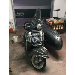 Piaggio Vespa G.T VNL2T 123.4 con Sidecar Leggi