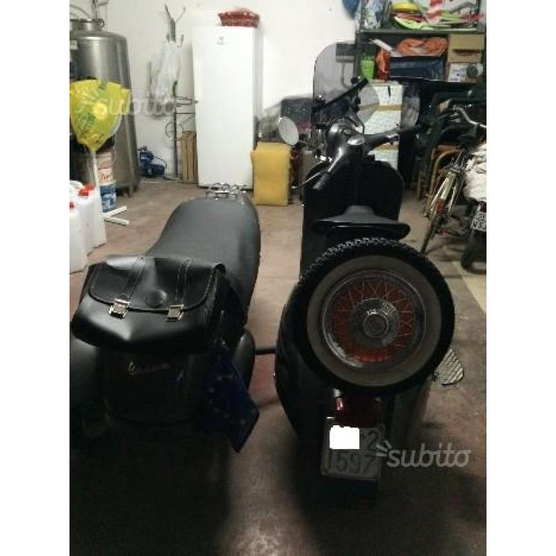 Piaggio Vespa G.T VNL2T 123.4 con Sidecar Leggi