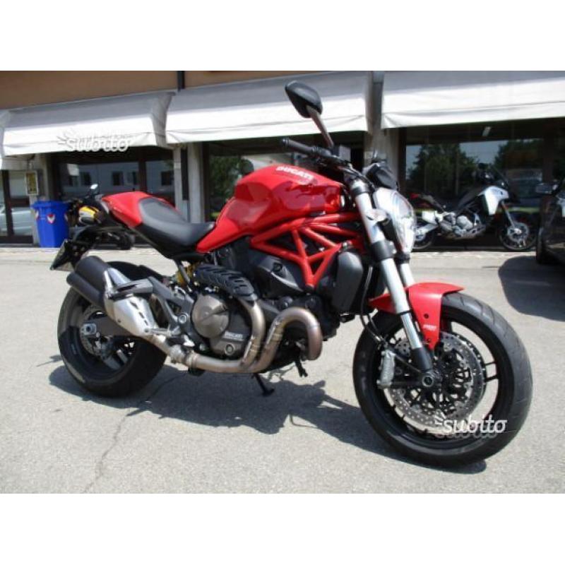 Ducati Monster 821 - 2015