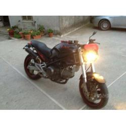 Ducati monster dark 750