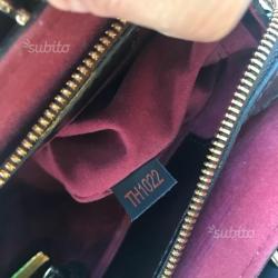 Borsa in pelle marrone a scacchi