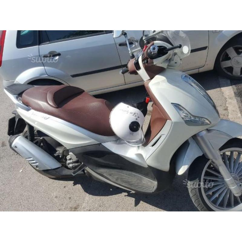 Piaggio Beverly 300 - 2011