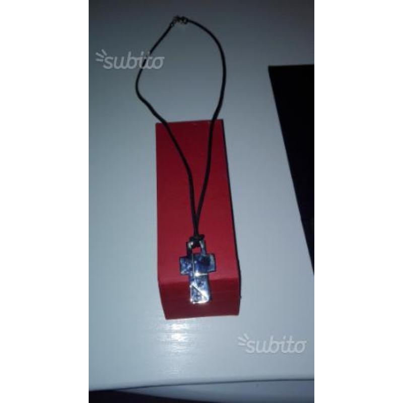 Collana con Croce Rossoamante