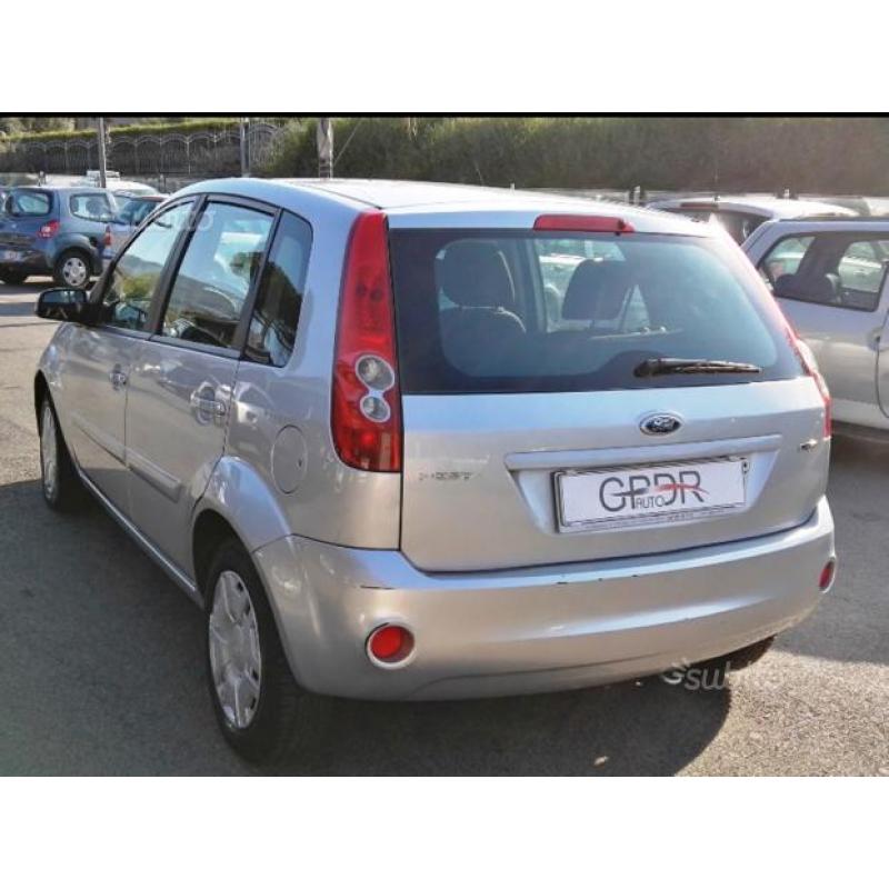 Ford Fiesta 1.4 Tdci cambio Automatico 2008