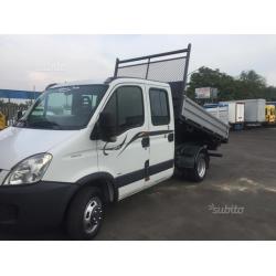 Iveco Daily doppia cabina ribaltabile