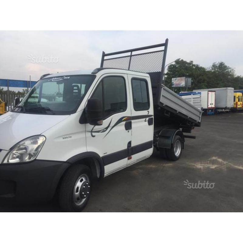 Iveco Daily doppia cabina ribaltabile