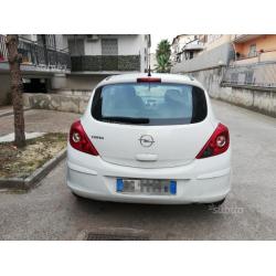 Opel corsa 1.0 benzina /gpl