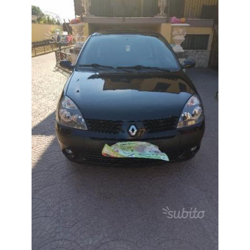 RENAULT Clio 2ª serie - 2005