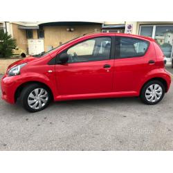 Toyota Aygo connect 2013 47000km RESTYLING TOM TOM