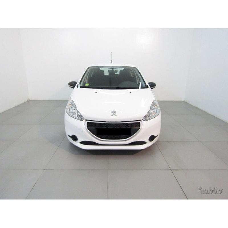 PEUGEOT 208 1.4 HDi Business